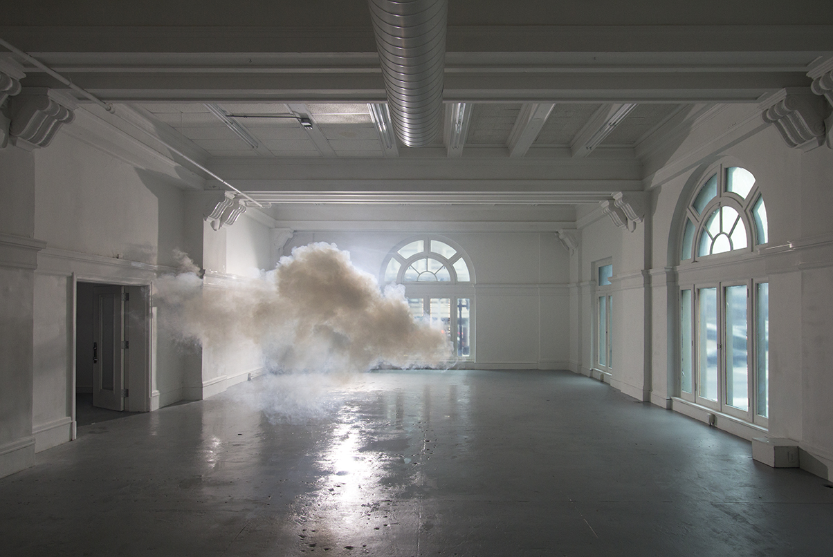 berndnaut-smilde-indoor-clouds-06