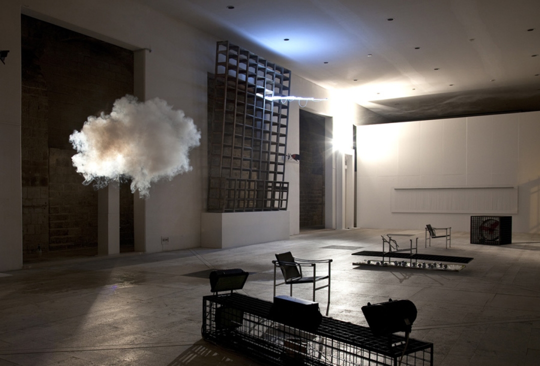 berndnaut-smilde-indoor-clouds-07