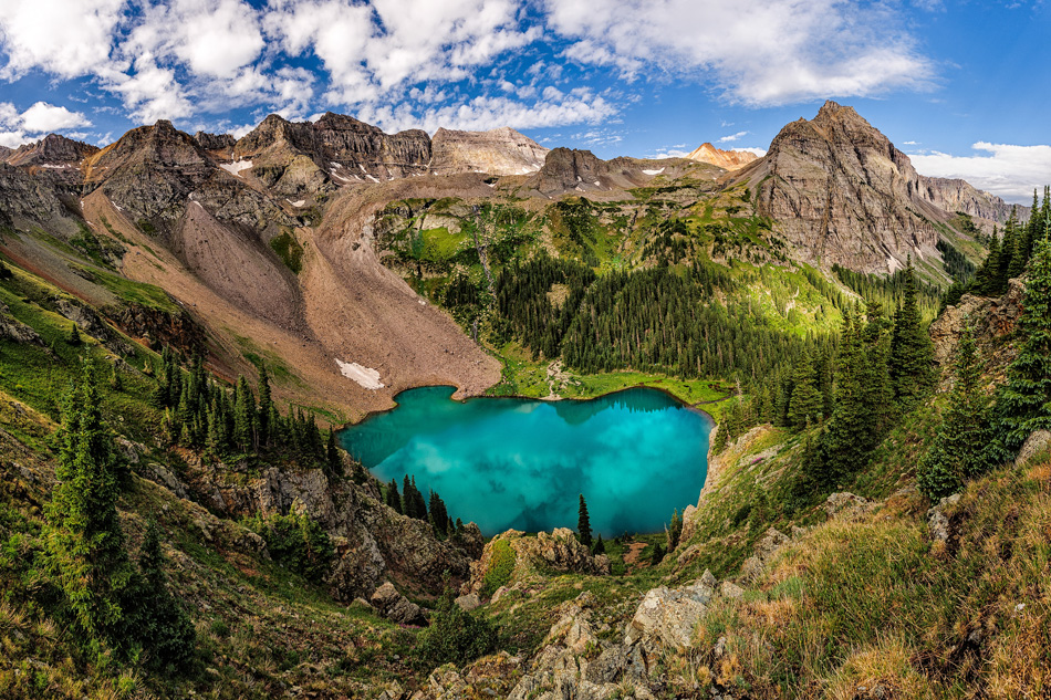 breathtaking-views-blue-lakes-pass-usa