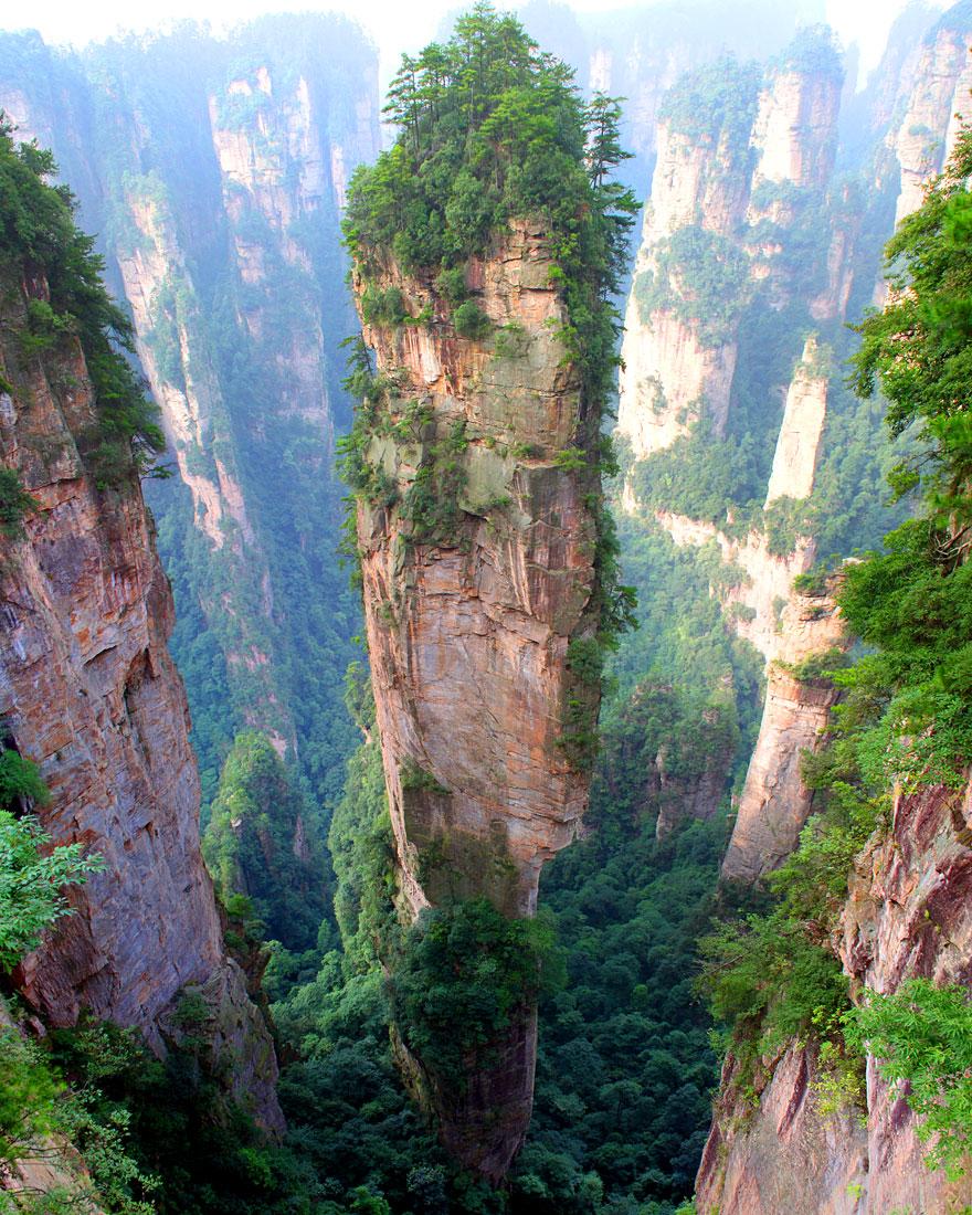 breathtaking-views-tianzi-mountains-china