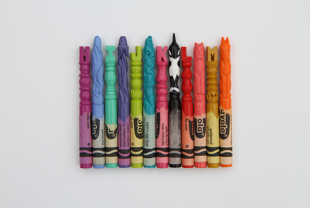 alphabet-crayons-diem-chua-03