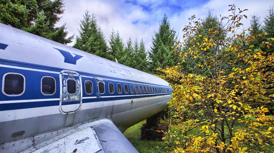 boeing-727-upcycled-home-bruce-campbell-06