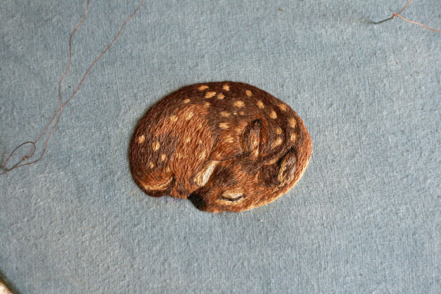 embroidered-animals-chloe-giordano-03