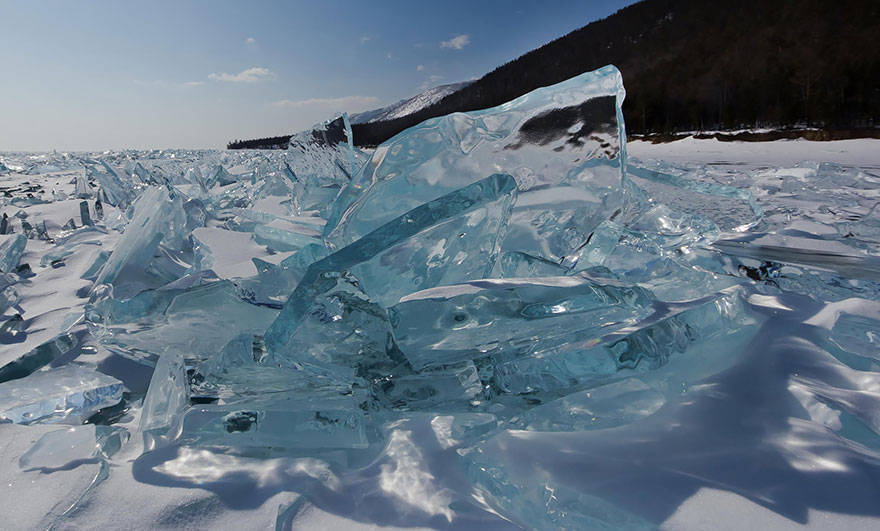 frozen-lake-pond-ice-14