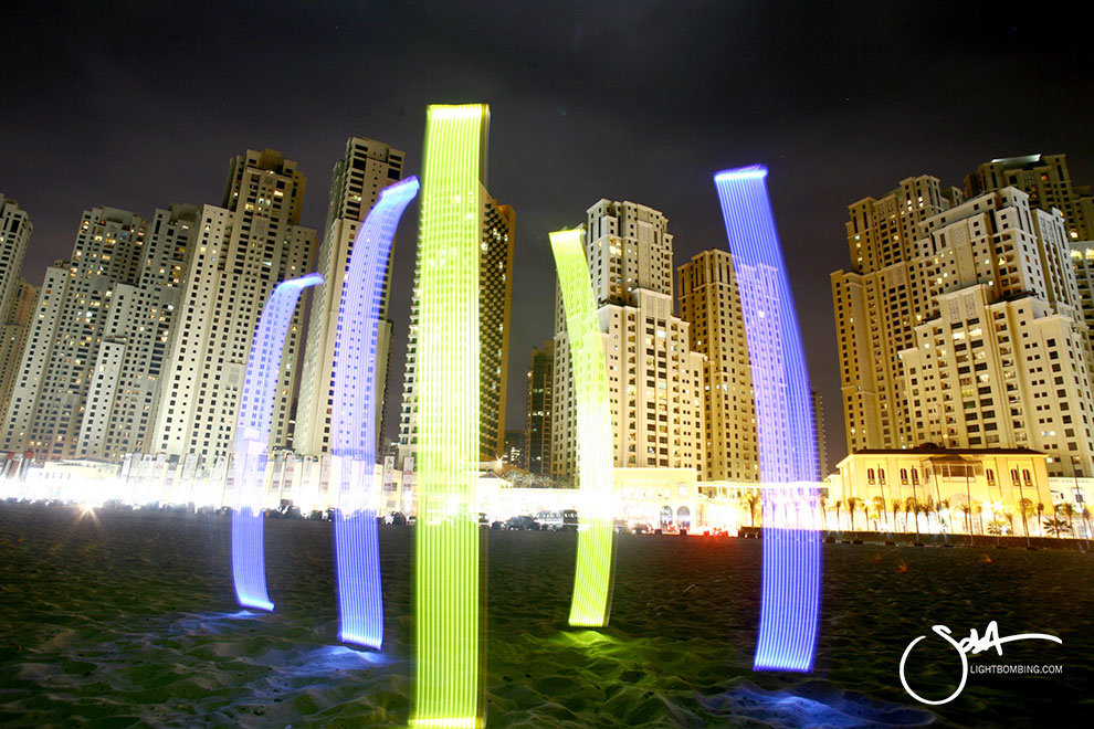 Light-Graffiti-Sola-Light-up-Dubai-8