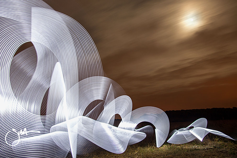 Light-Painting-Sola-Country-Side-Light-Art-Crop-Circles