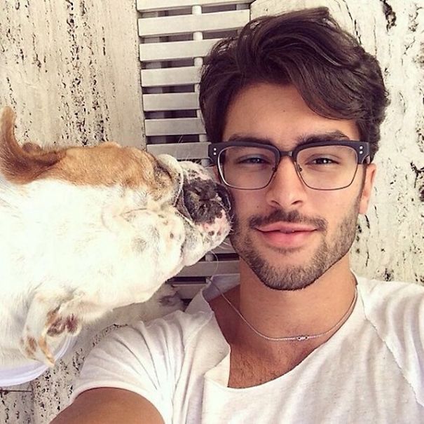 hot-dudes-with-dogs-instagram-08