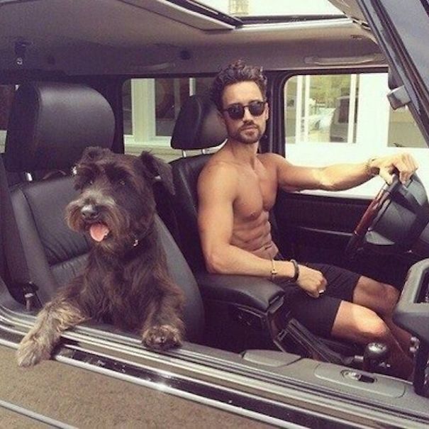 hot-dudes-with-dogs-instagram-12