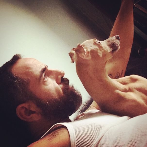 hot-dudes-with-dogs-instagram-15