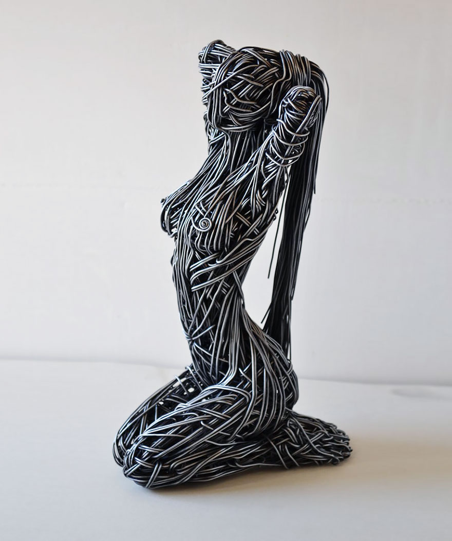wire-sculpture-richard-stainthorp-02