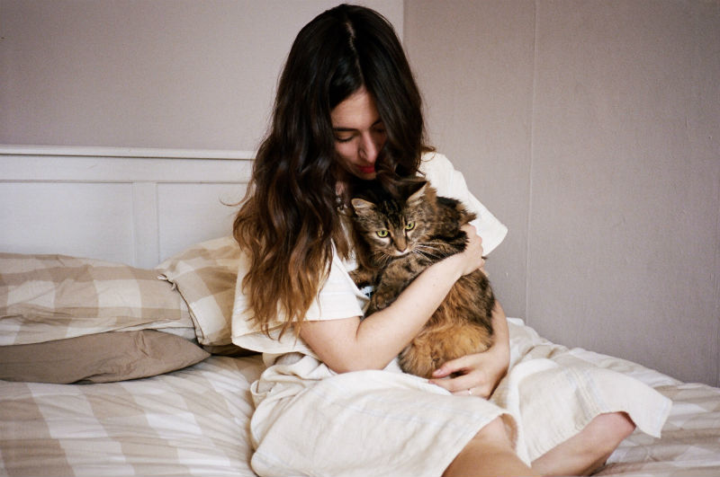 Girls-and-their-Cats-NYC_brianne_wills_04