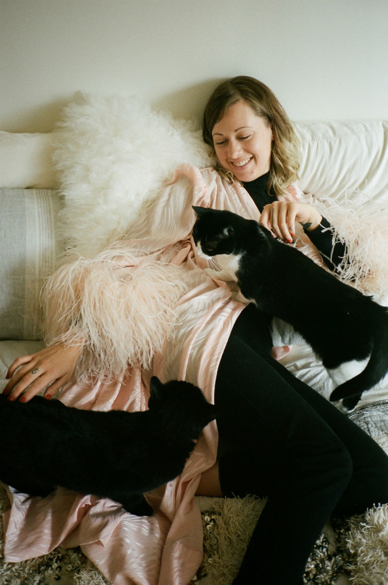Girls-and-their-Cats-NYC_brianne_wills_05