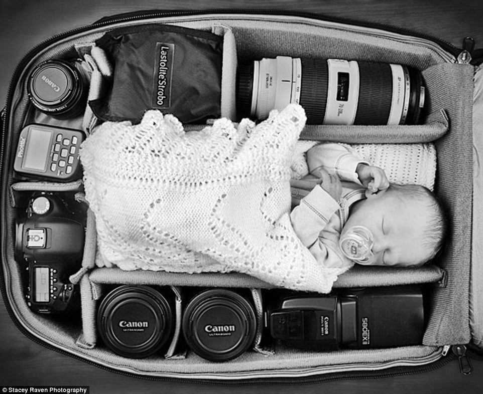 babies-in-camera-bags-03