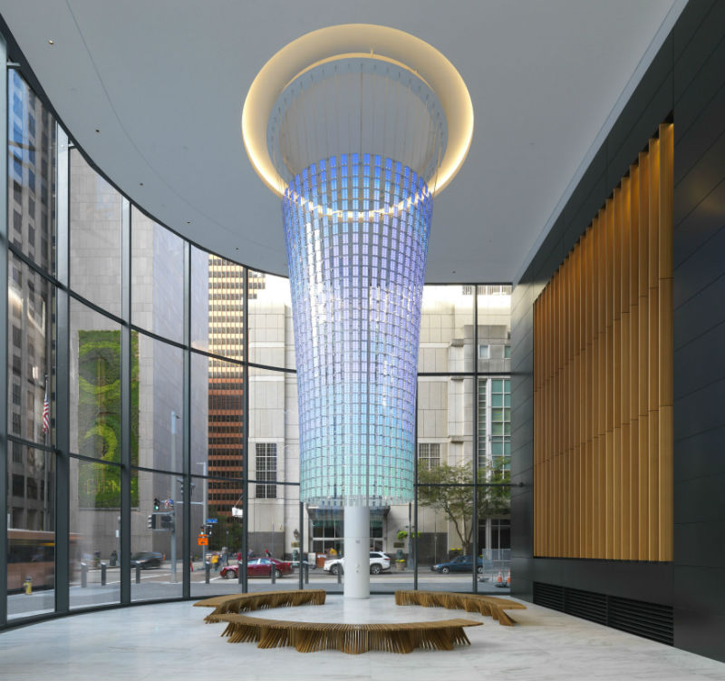 PNC_Tower_beacon_01