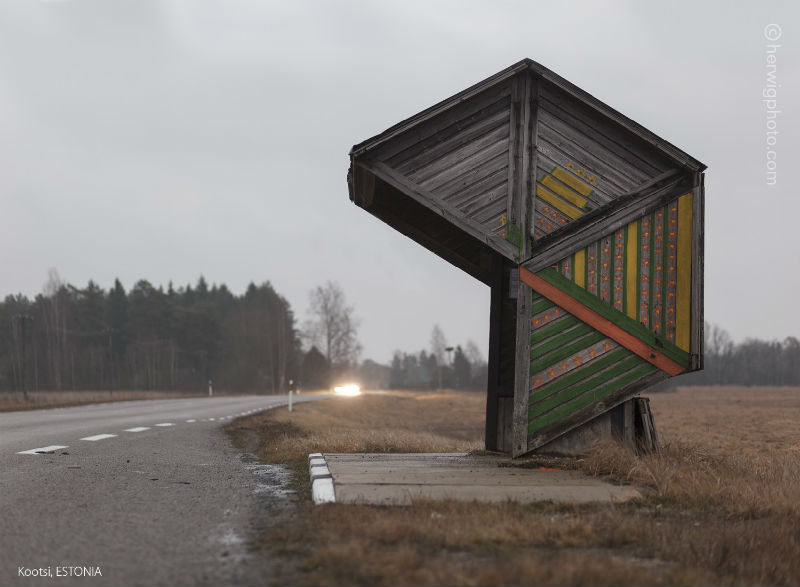 christopher_herwig_russia_bus_stops_07