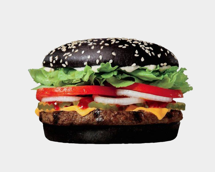 halloween-black-burger-burger-king-02