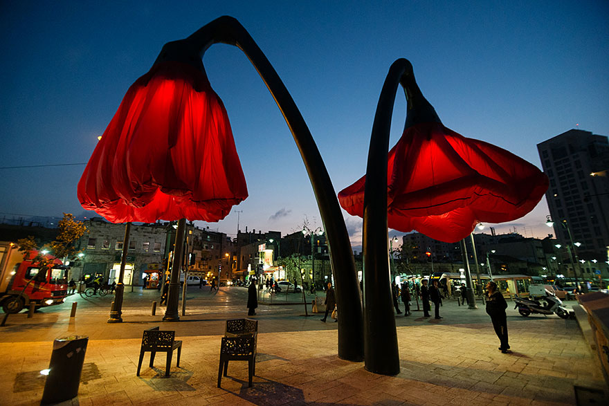 inflating-flowers-warde-hq-architects-jerusalem-06